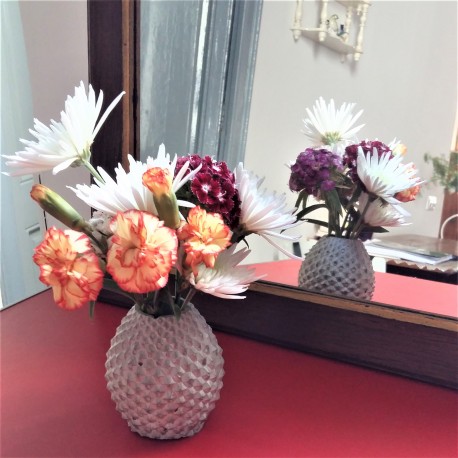 Florero piña hormigòn