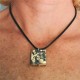 Collar Flor de Barcelona, Panot pequeño acabado metal dorado