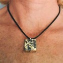 Collaret Flor de Barcelona, Panot petit acabat metall daurat