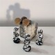 3 figuretes de Caganer en resina ceràmica gris amb acabat metall platejat