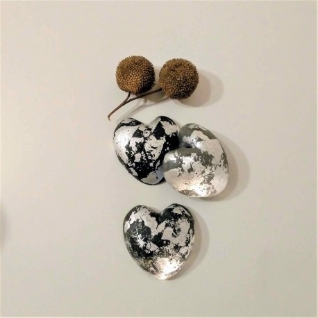 3 pisapapeles corazón gris con acabado metal plateado