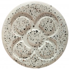Salvamantel redondo Panot de Barcelona con aspecto terrazzo